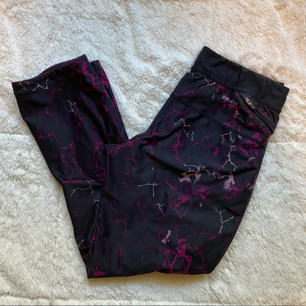Nike DRI-FIT cropped leggings